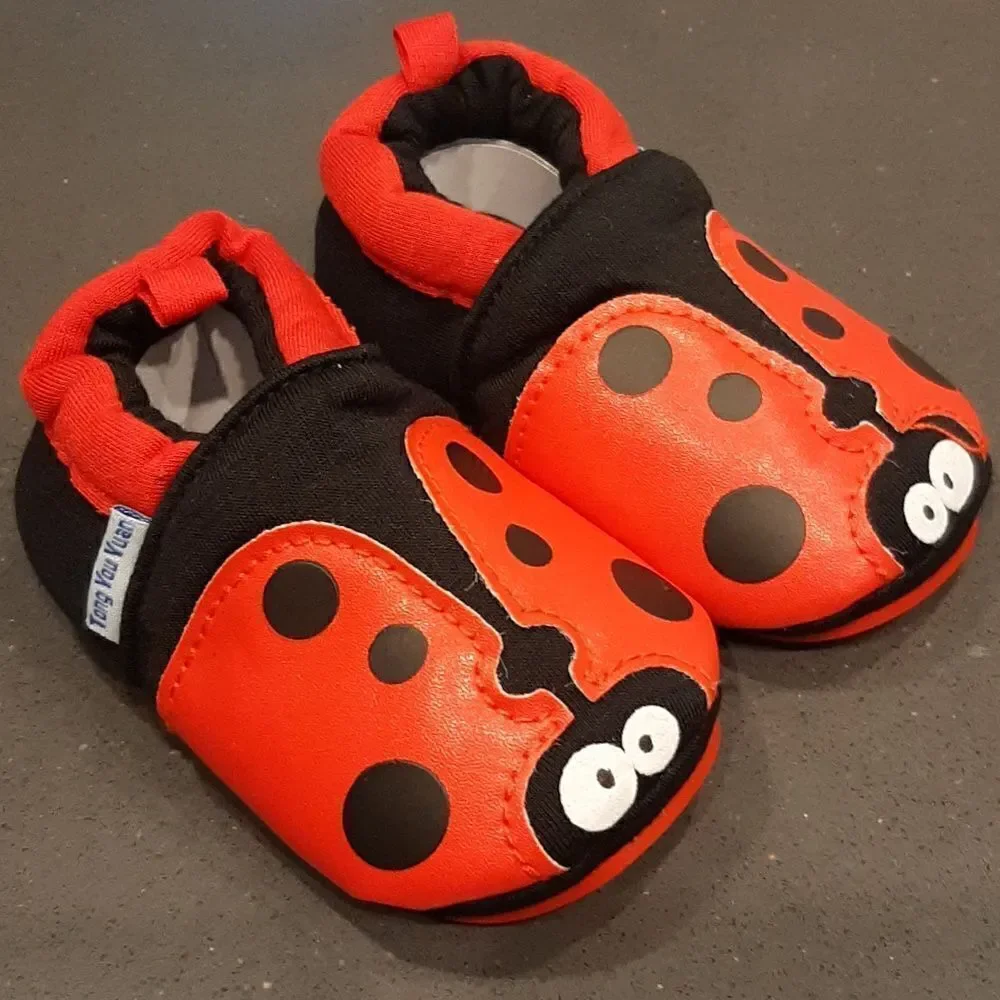 Ladybug Baby/Toddler Slippers. NEW.